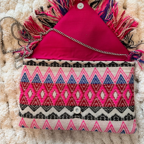Red and Pink Crossbody Bag with Chain Strap - Picture 5 of 11